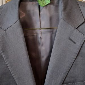 Calvin Klein men’s suit